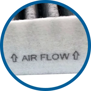 箭頭-冷氣濾網安裝的方向