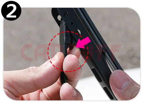 硬骨雨刷拆卸步驟二