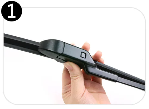 D接頭雨刷拆卸步驟一